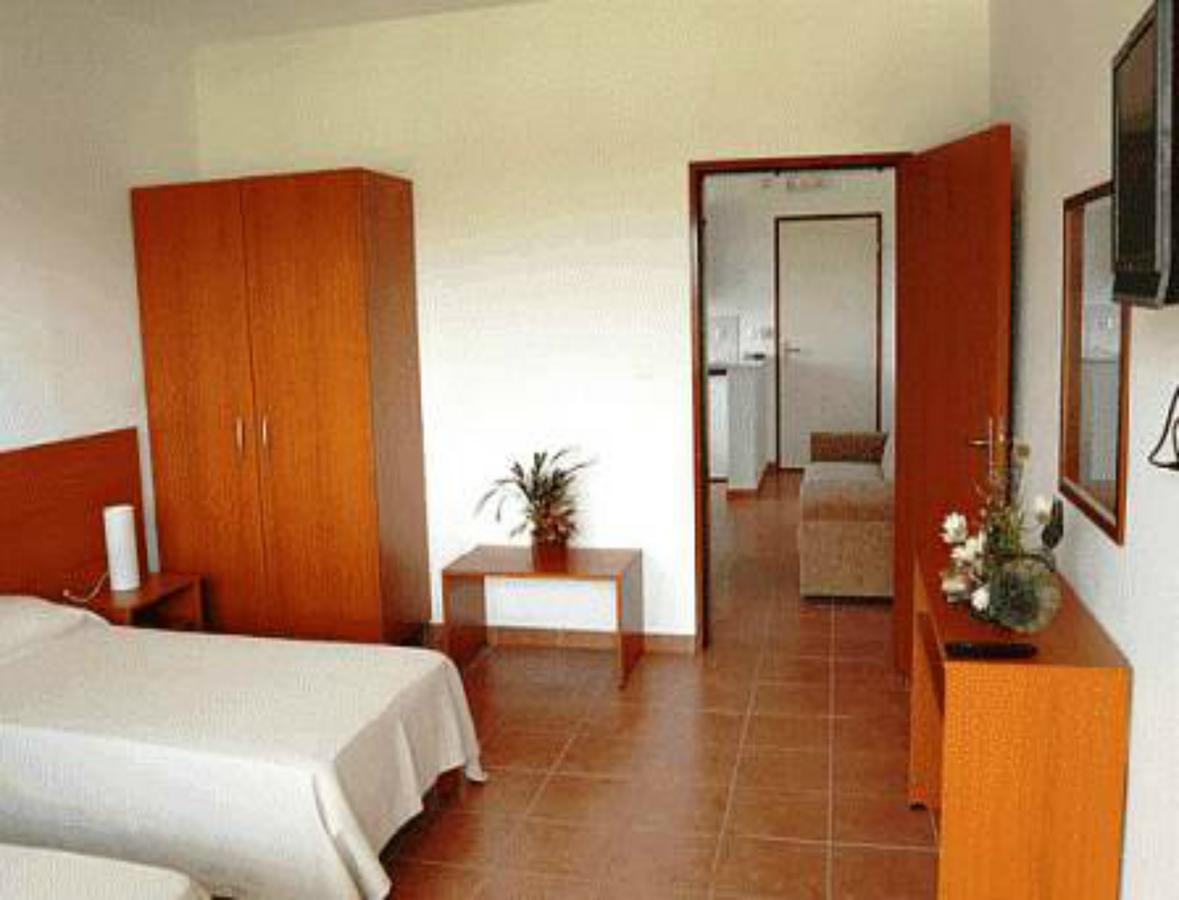 Aparthotel Helena Christina à Asgourou Extérieur photo